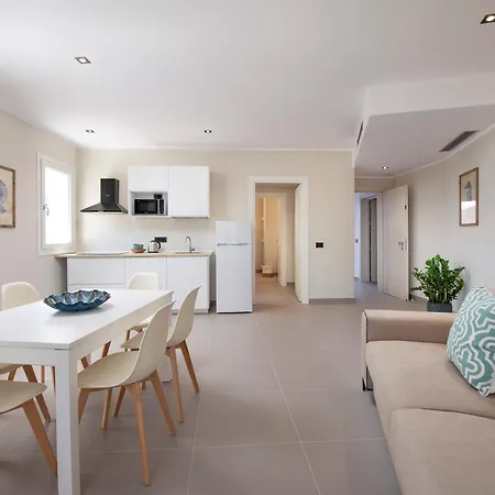 Ξενοδοχείο με διαμερίσματα Mem And