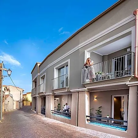 Hotel apartamentowy Mem And Pula